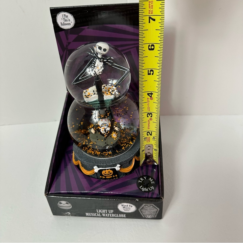Nightmare Before Christmas Water Globe - Picture 7 of 11